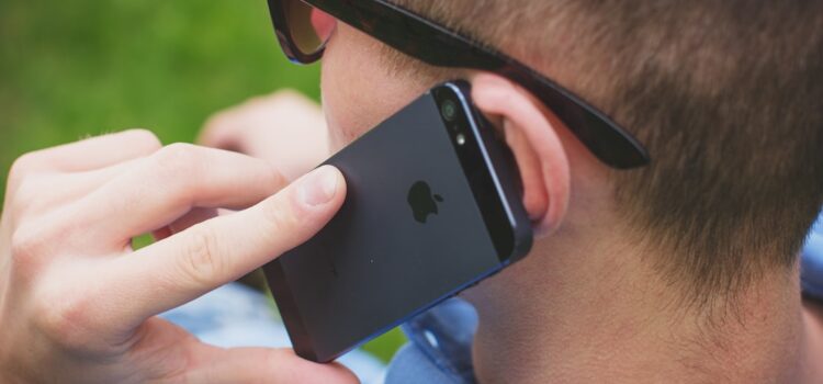 ¡No Dejes que el Agua Arruine tu Celular! Qué Hacer si tu Celular se Moja: Pasos Importantes para Evitar Daños